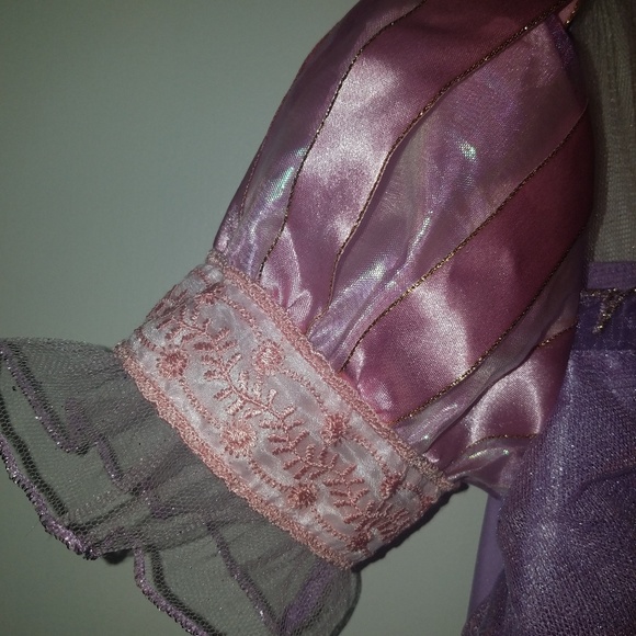 Rapunzel costume - Picture 5 of 6